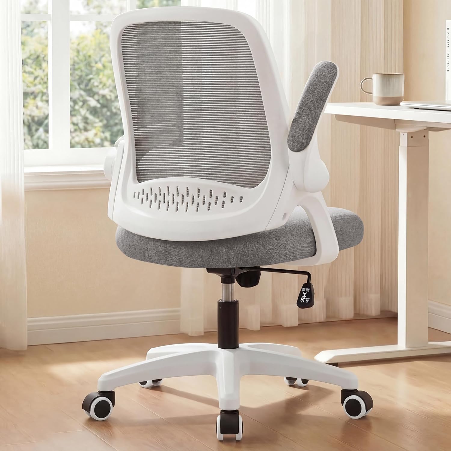 Ergonomic Office Chair - เก้าอี้สำนักงานตาข่ายตามหลักสรีรศาสตร์พร้อมที่รองรับหลังส่วนล่าง ปรับความสูงได้ และที่วางแขนแบบพับได้สำหรับโต๊ะทำงานที่บ้าน